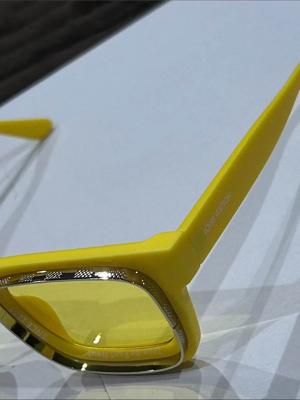 None yellow shade